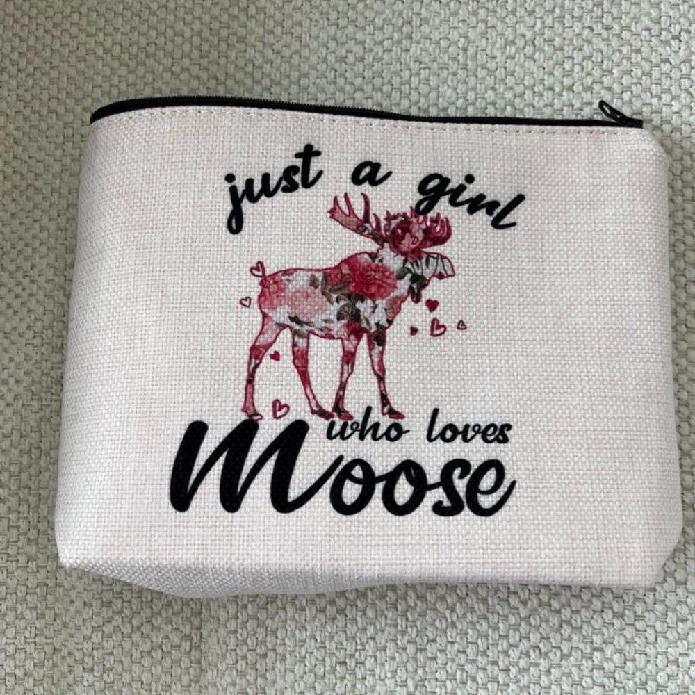 "Moose" cosmetic bag - BRAND NEW